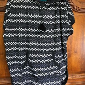 Hoodie with pocket